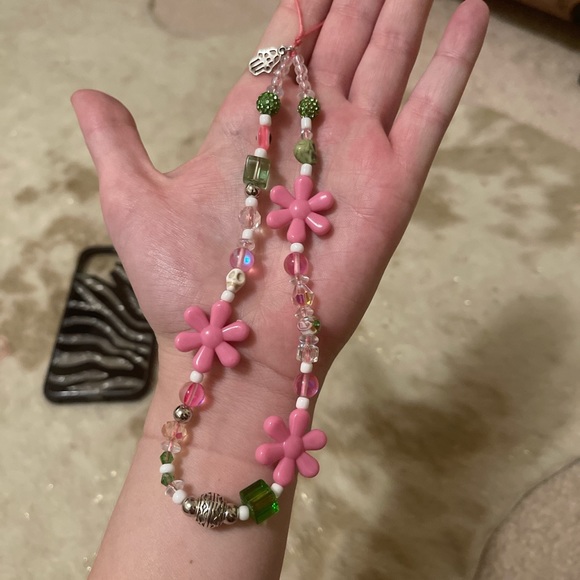 Phone String! 🌸💚 - Picture 6 of 6